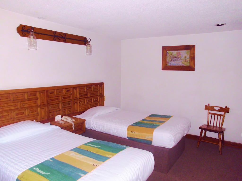 Hotel La Posada Apizaco Pokoj fotografie
